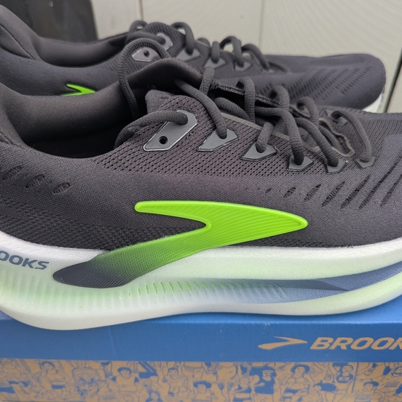 Brooks Glycerin Max 2 - Picture 2 of 5